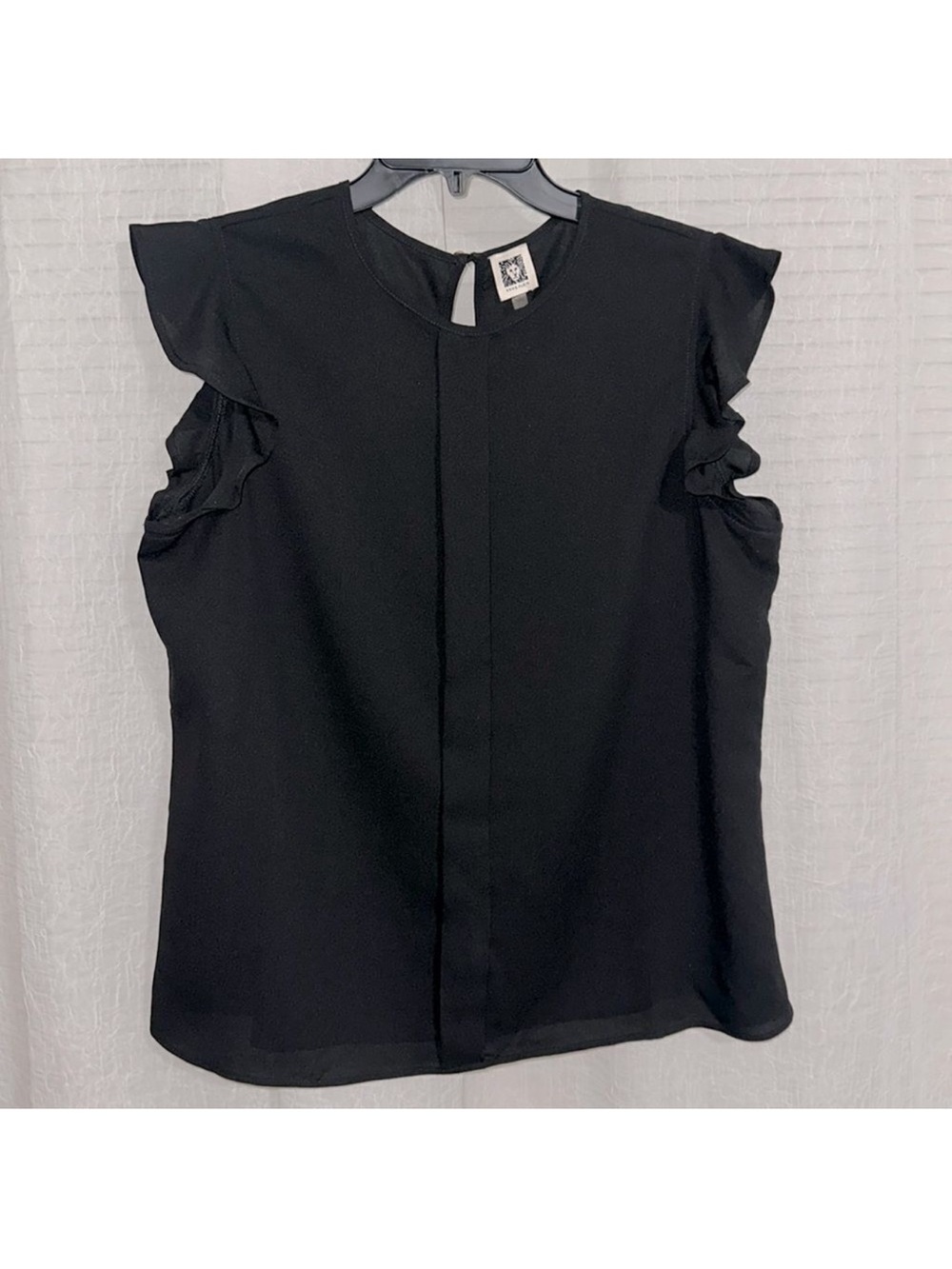 Anne Klein L Black Pleated Front Round Neck Back Button Ruffle Sleeve Top
